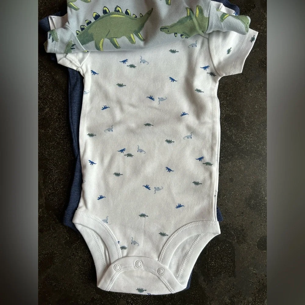 Carter's | Child of Mine Baby Onesies 3-Pack Size 3-6 Month